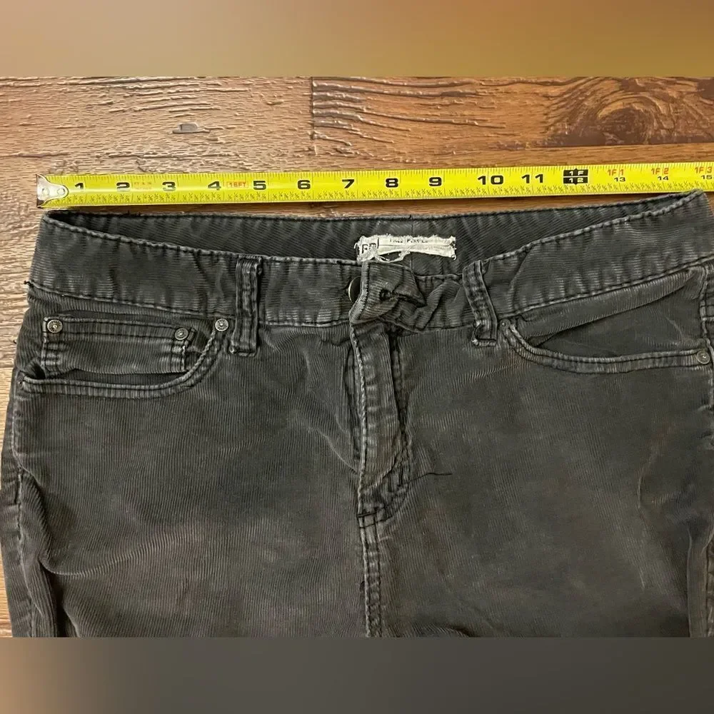 Free People l Gray Corduroy Pants l Size 28 l EUC